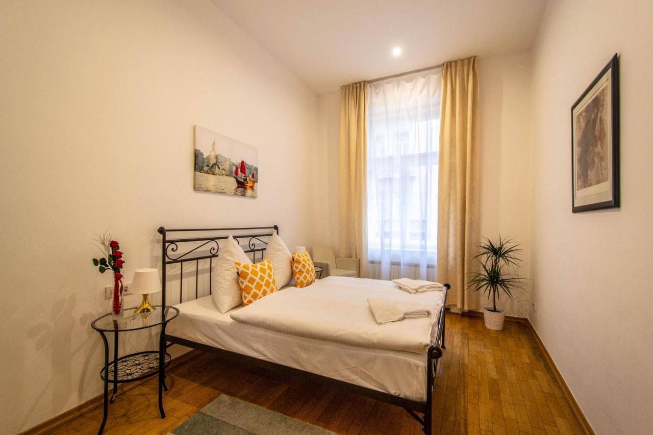 Sauna Apartment By Ruterra Praga Exterior foto