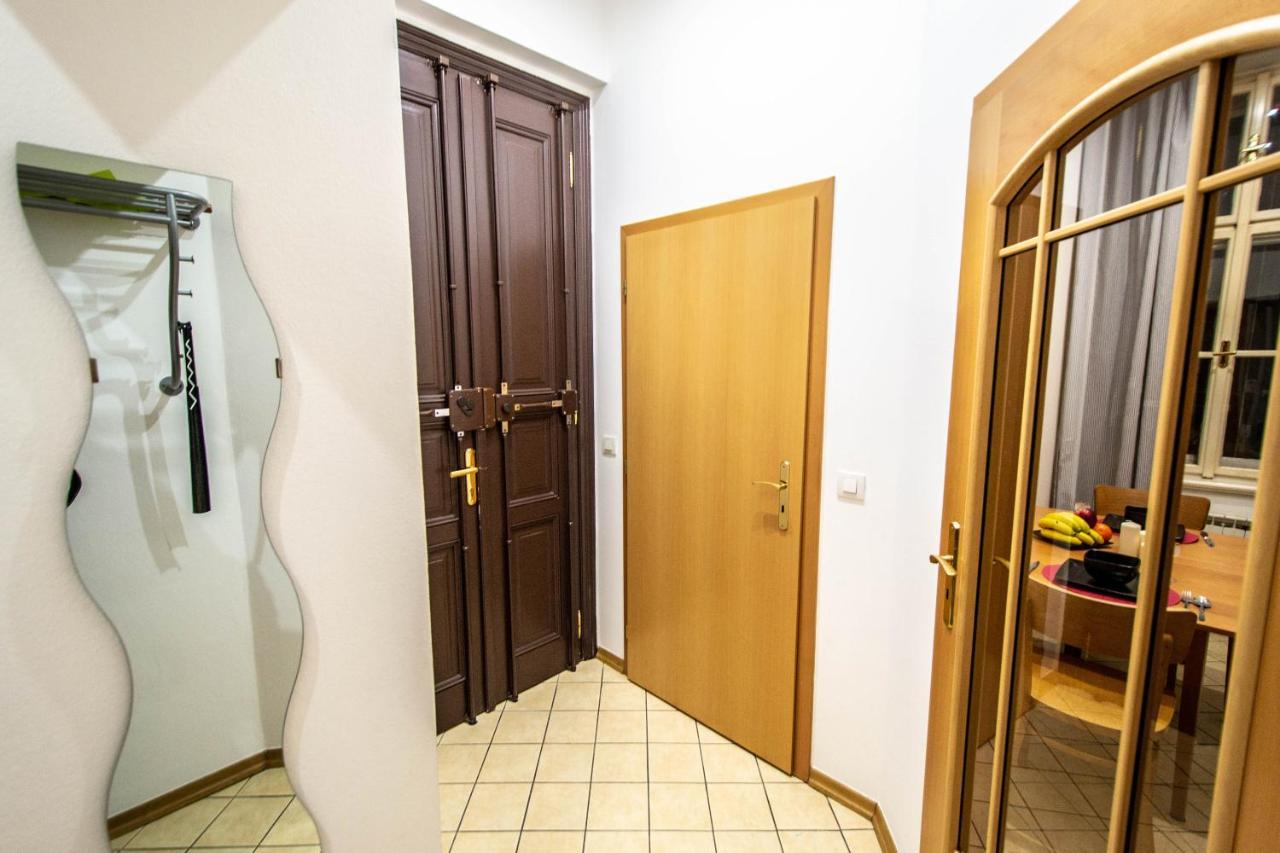 Sauna Apartment By Ruterra Praga Exterior foto